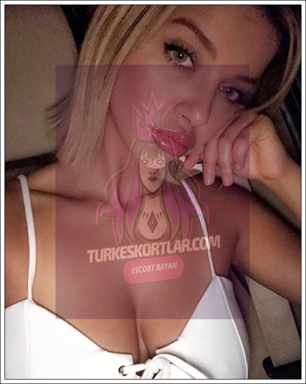 Arnavutköy Escort Bayan Seksi ve Tutkulu