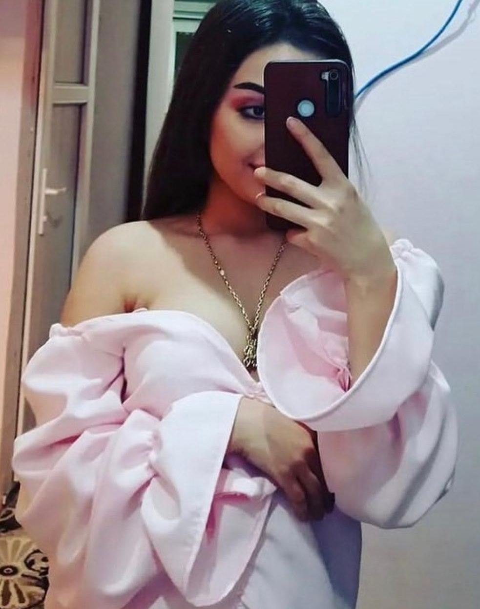 Çapa Escort Bayan Rus Kızı Julia